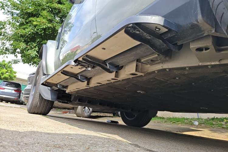 Used iCAR V23 2025 401 Two-Wheel Drive Intelligent Driving Version Left Side Sill