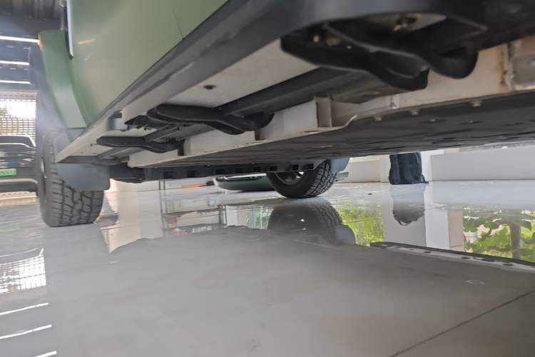 Used iCAR V23 2025 401 Two-Wheel Drive Intelligent Driving Version Left Side Sill