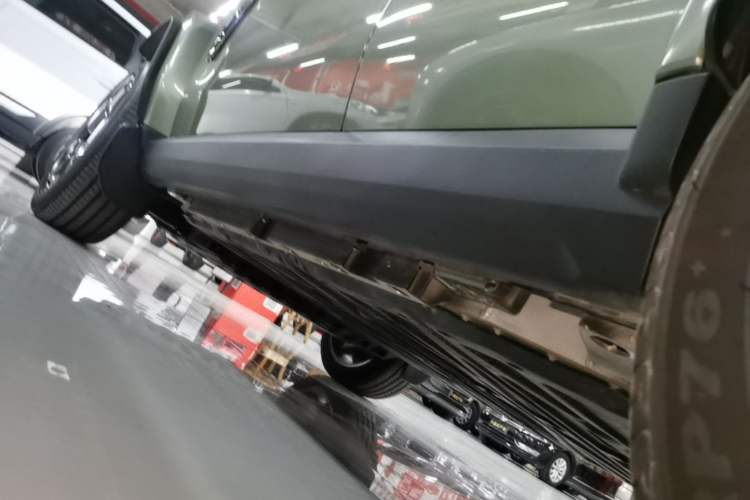 Used iCAR V23 2025 501 Four-Wheel Drive Intelligent Driving Version Left Side Sill