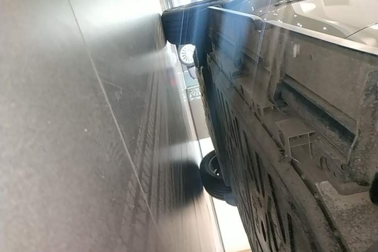 Used iCAR V23 2025 401 Two-Wheel Drive Advanced Edition Left Side Sill