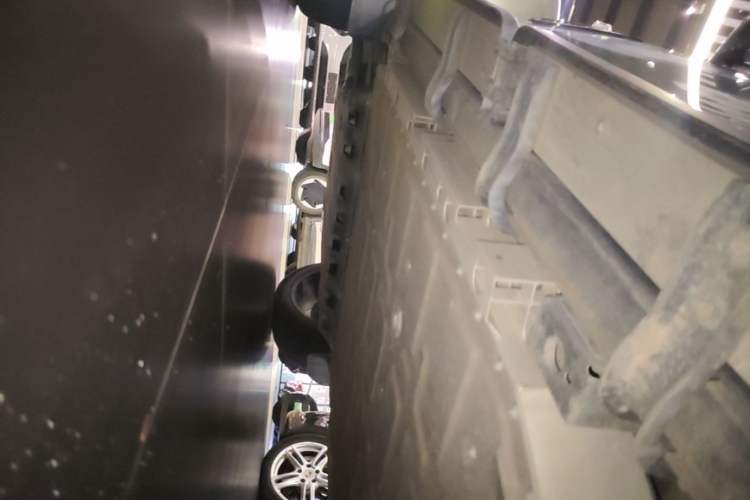 Used iCAR V23 2025 501 Four-Wheel Drive Intelligent Driving Version Left Side Sill