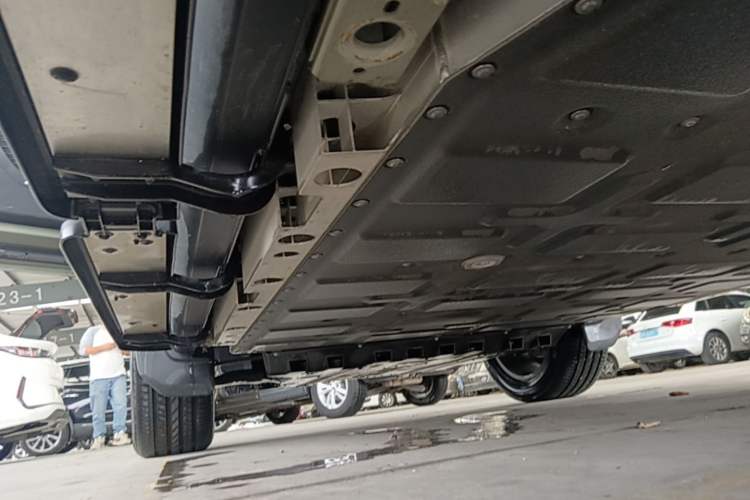 Used iCAR V23 2025 550 Two-Wheel Drive Intelligent Driving Version Left Side Sill