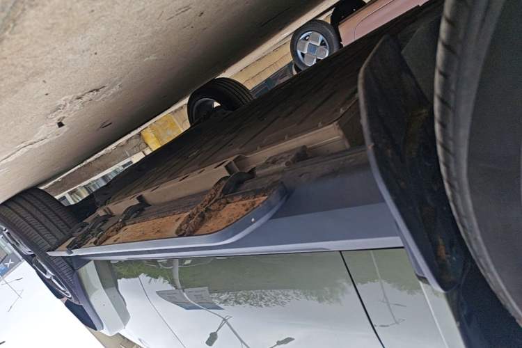 Used iCAR V23 2025 501 Four-Wheel Drive Intelligent Driving Version Left Side Sill