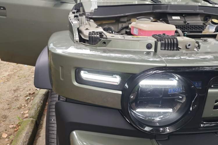 Used iCAR V23 2025 401 Two-Wheel Drive Advanced Edition Right Front Headlight