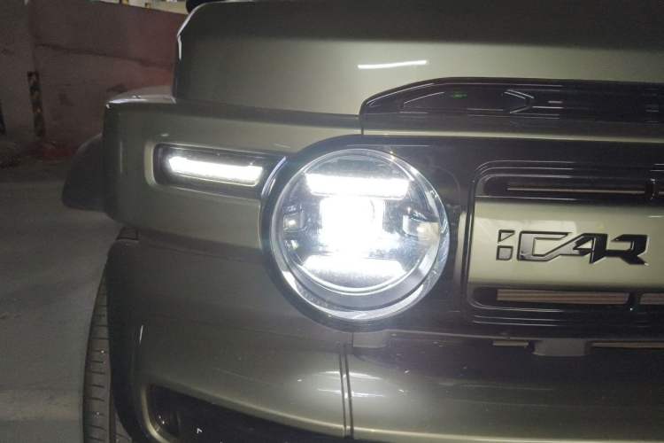 Used iCAR V23 2025 401 Two-Wheel Drive Intelligent Driving Version Right Front Headlight