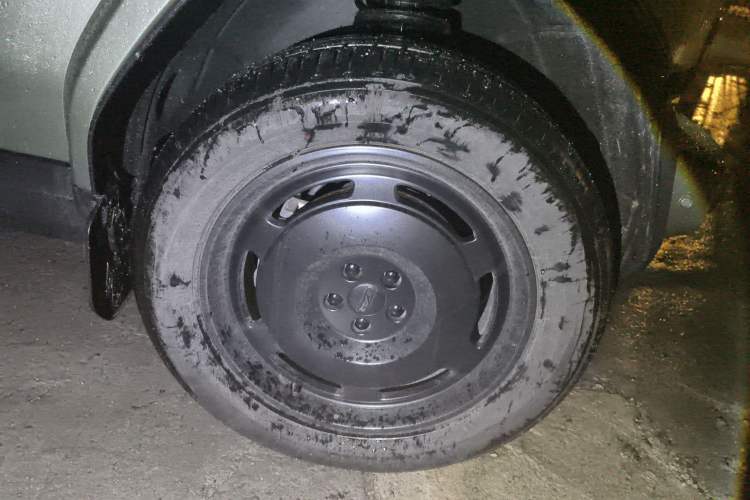 Used iCAR V23 2025 550 Two-Wheel Drive Intelligent Driving Version Right Front Wheel Hub