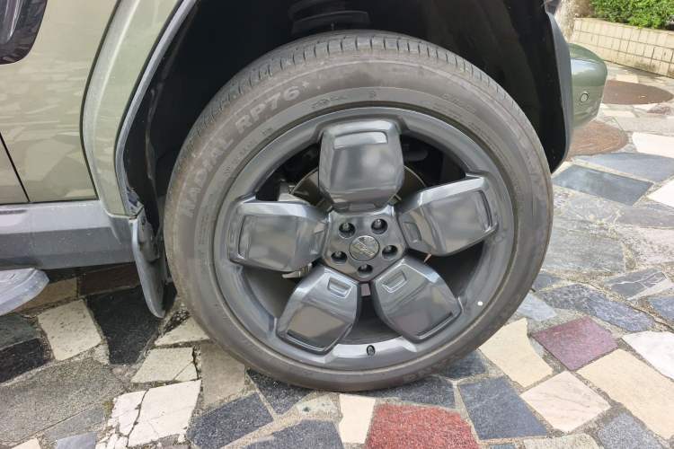 Used iCAR V23 2025 501 Four-Wheel Drive Intelligent Driving Version Right Front Wheel Hub