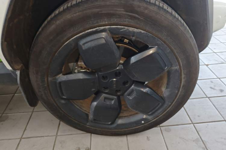 Used iCAR V23 2025 501 Four-Wheel Drive Intelligent Driving Version Right Front Wheel Hub