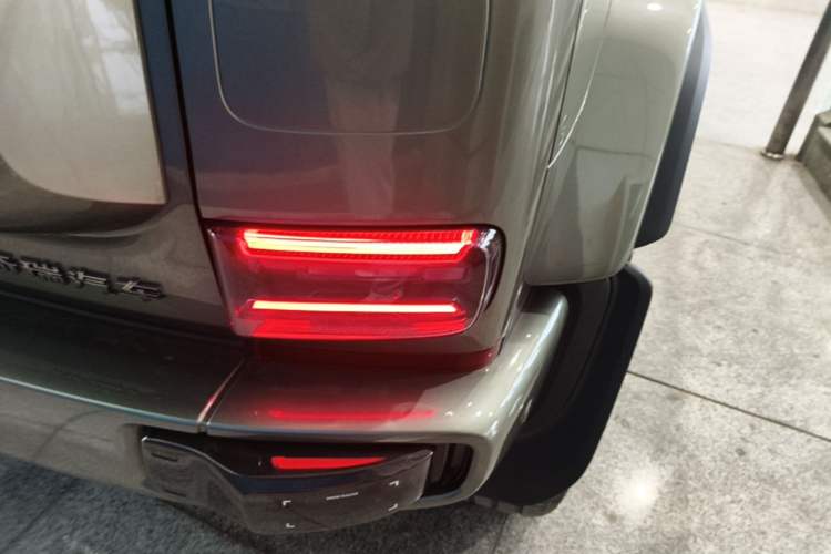 Used iCAR V23 2025 501 Four-Wheel Drive Intelligent Driving Version Right Rear Taillight