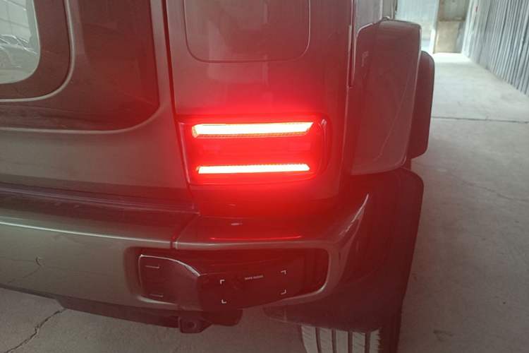 Used iCAR V23 2025 501 Four-Wheel Drive Intelligent Driving Version Right Rear Taillight