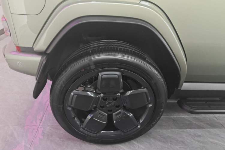 Used iCAR V23 2025 501 Four-Wheel Drive Intelligent Driving Version Right Rear Wheel Hub