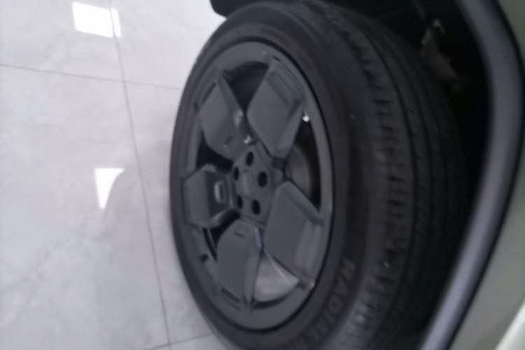Used iCAR V23 2025 501 Four-Wheel Drive Intelligent Driving Version Right Rear Wheel Hub