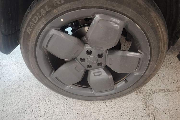 Used iCAR V23 2025 501 Four-Wheel Drive Intelligent Driving Version Right Rear Wheel Hub