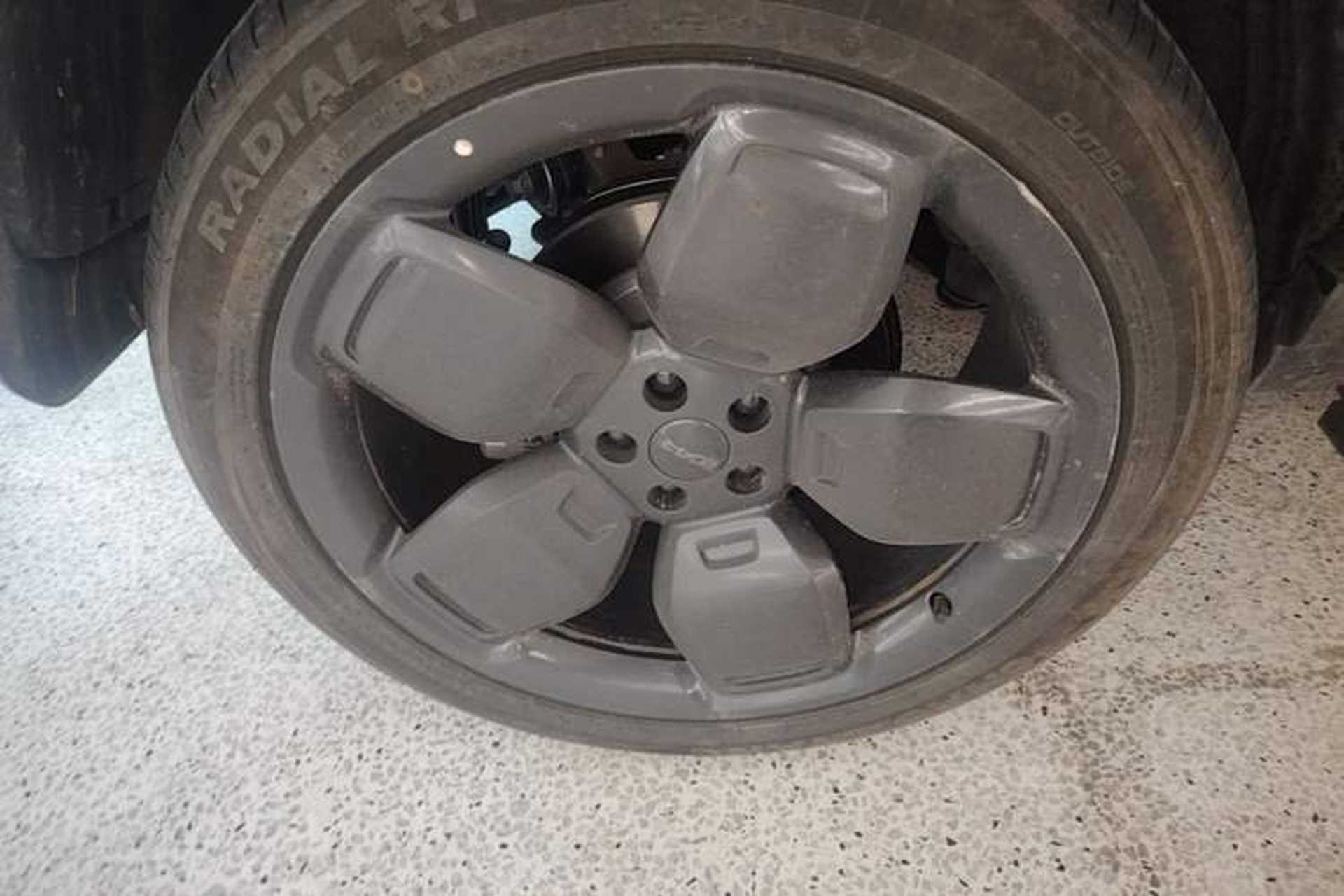 Used iCAR V23 2025 501 Four-Wheel Drive Intelligent Driving Version Right Rear Wheel Hub