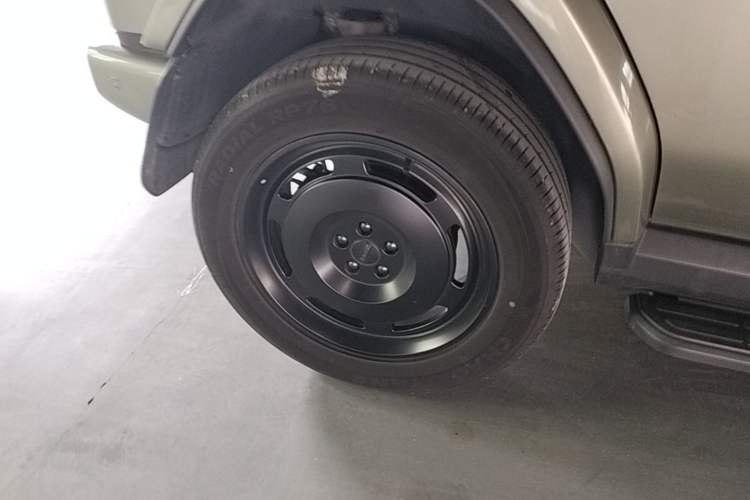 Used iCAR V23 2025 401 Two-Wheel Drive Intelligent Driving Version Right Rear Wheel Hub