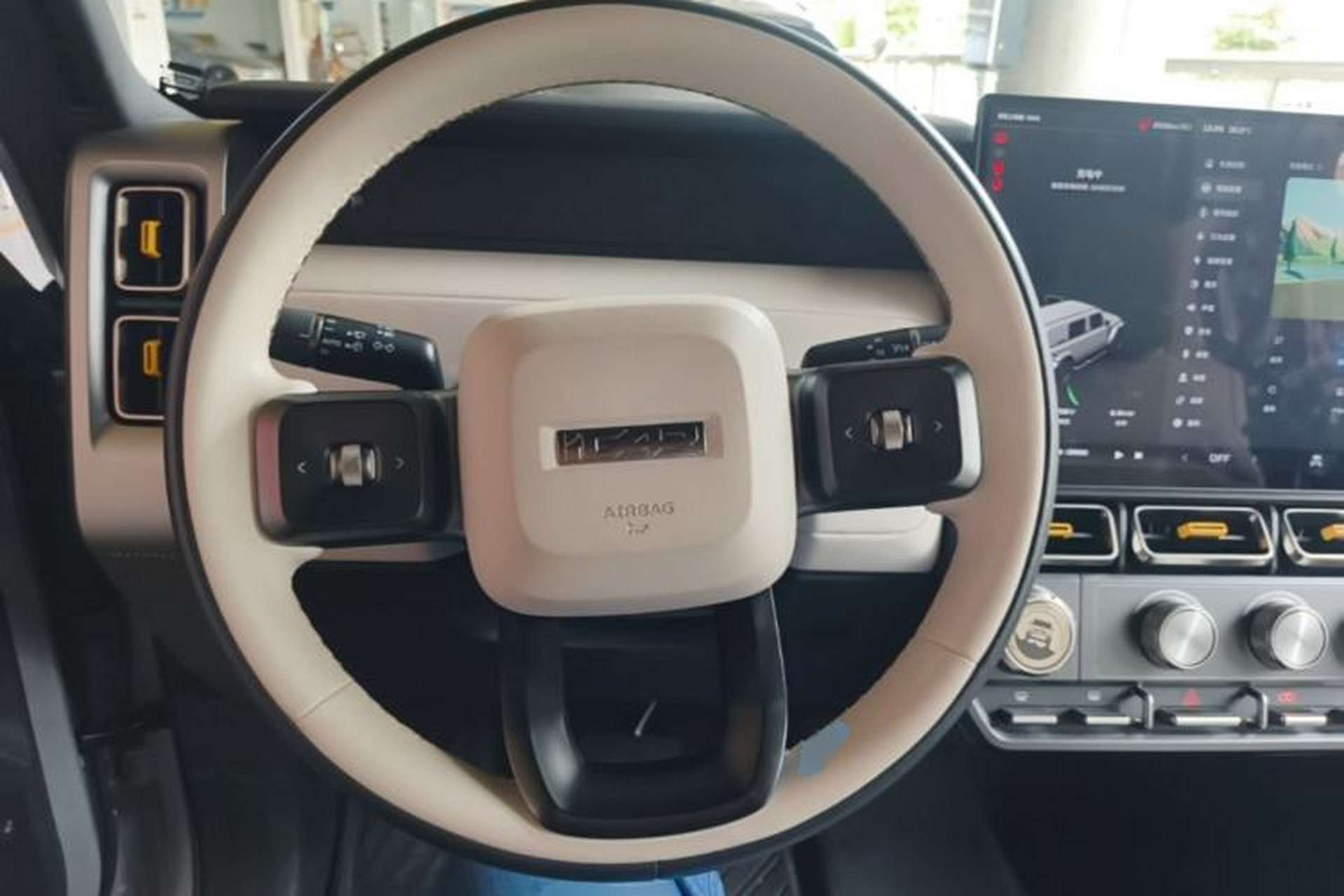 Used iCAR V23 2025 401 Two-Wheel Drive Intelligent Driving Version Steering Wheel