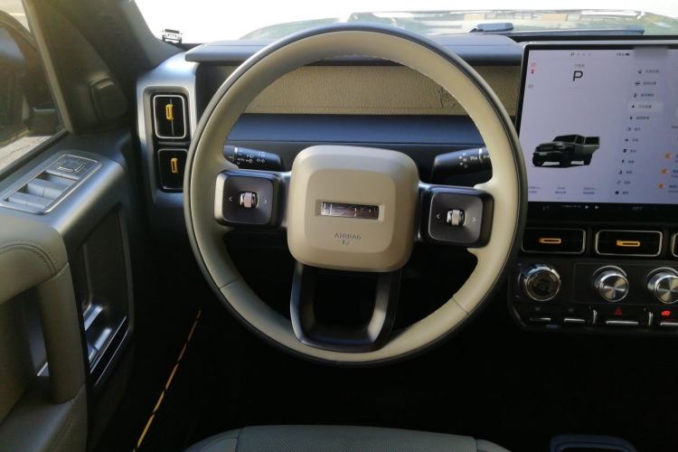 Used iCAR V23 2025 401 Two-Wheel Drive Intelligent Driving Version Steering Wheel