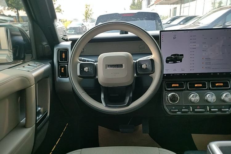 Used iCAR V23 2025 401 Two-Wheel Drive Intelligent Driving Version Steering Wheel