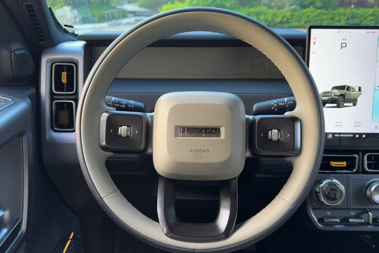 Used iCAR V23 2025 501 Four-Wheel Drive Intelligent Driving Version Steering Wheel
