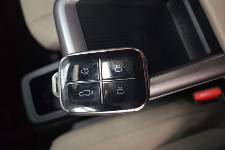 Used iCAR V23 2025 401 Two-Wheel Drive Advanced Edition Vehicle Key