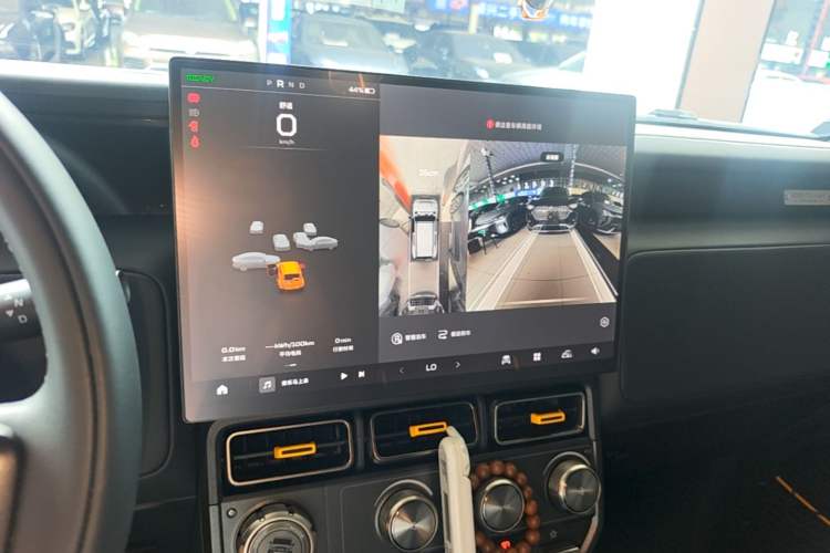Used iCAR V23 2025 401 Two-Wheel Drive Intelligent Driving Version Audio And AC Panel