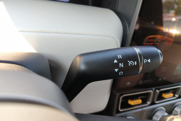Used iCAR V23 2025 501 Four-Wheel Drive Intelligent Driving Version Gear Lever