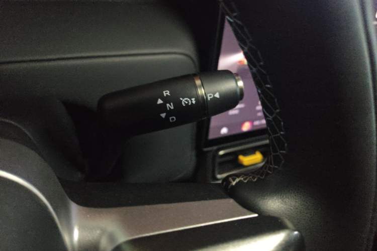 Used iCAR V23 2025 501 Four-Wheel Drive Intelligent Driving Version Gear Lever