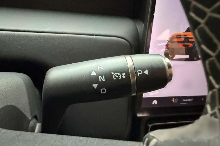 Used iCAR V23 2025 401 Two-Wheel Drive Intelligent Driving Version Gear Lever