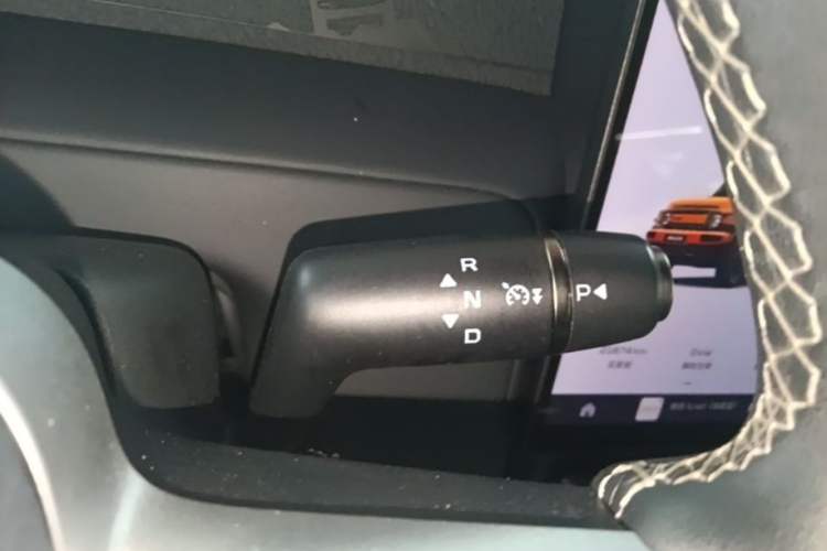 Used iCAR V23 2025 401 Two-Wheel Drive Advanced Edition Gear Lever