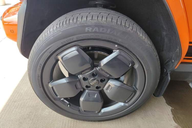 Used iCAR V23 2025 501 Four-Wheel Drive Intelligent Driving Version Left Front Wheel Hub