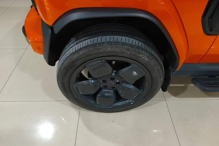Used iCAR V23 2025 501 Four-Wheel Drive Intelligent Driving Version Left Front Wheel Hub