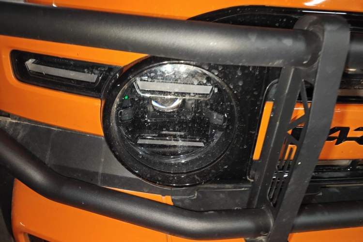 Used iCAR V23 2025 401 Two-Wheel Drive Intelligent Driving Version Right Front Headlight