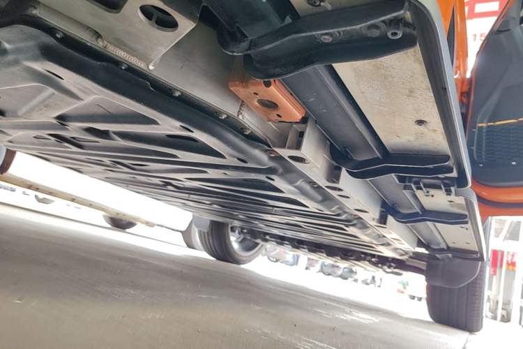 Used iCAR V23 2025 501 Four-Wheel Drive Intelligent Driving Version Right Side Sill
