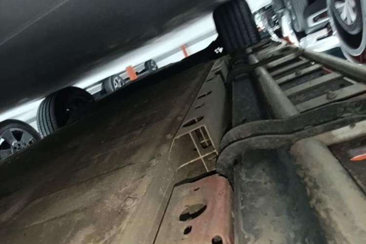 Used iCAR V23 2025 401 Two-Wheel Drive Advanced Edition Right Side Sill