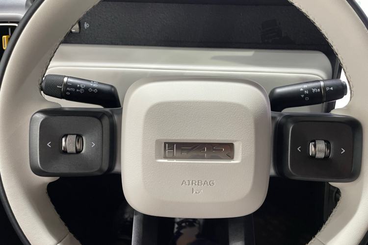 Used iCAR V23 2025 501 Four-Wheel Drive Intelligent Driving Version Steering Wheel