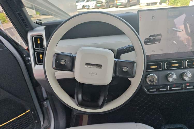 Used iCAR V23 2025 401 Two-Wheel Drive Intelligent Driving Version Steering Wheel