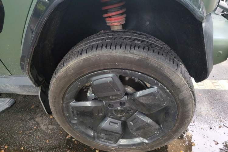 Used iCAR V23 2025 501 Four-Wheel Drive Intelligent Driving Version Right Front Wheel Hub