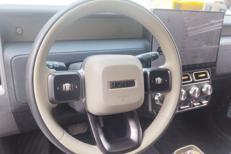 Used iCAR V23 2025 501 Four-Wheel Drive Intelligent Driving Version Steering Wheel