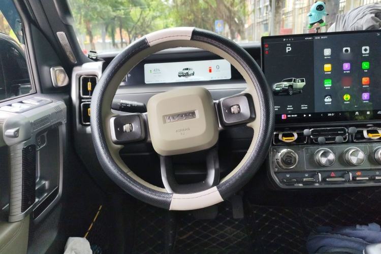 Used iCAR V23 2025 501 Four-Wheel Drive Intelligent Driving Version Steering Wheel