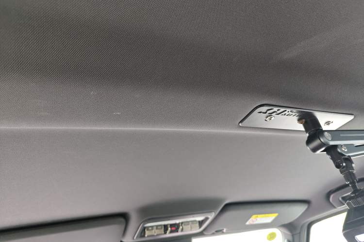 Used iCAR V23 2025 501 Four-Wheel Drive Intelligent Driving Version Headliner