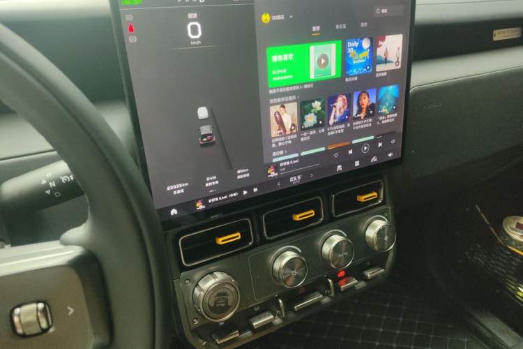 Used iCAR V23 2025 401 Two-Wheel Drive Intelligent Driving Version Instrument Cluster