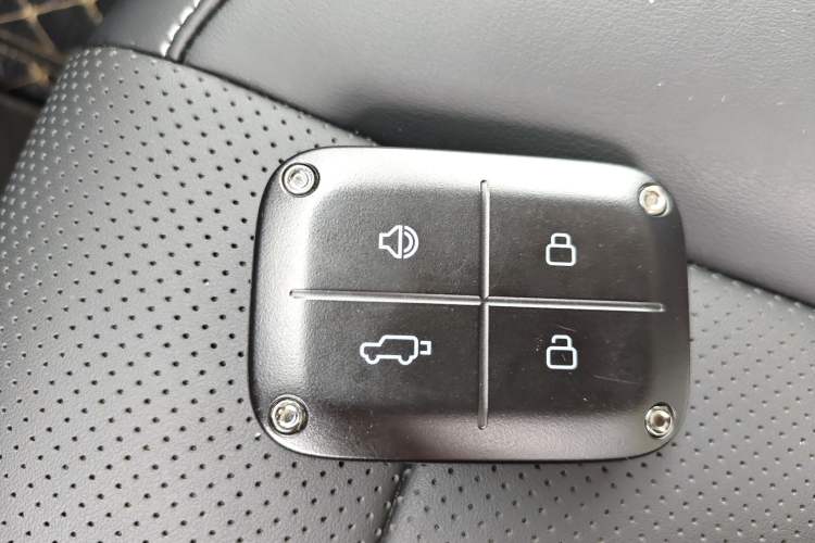 Used iCAR V23 2025 501 Four-Wheel Drive Intelligent Driving Version Interior 1