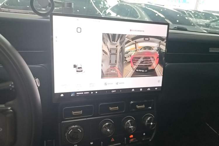 Used iCAR V23 2025 501 Four-Wheel Drive Intelligent Driving Version Audio And AC Panel