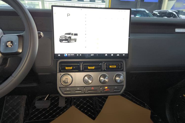Used iCAR V23 2025 401 Two-Wheel Drive Advanced Edition Audio And AC Panel