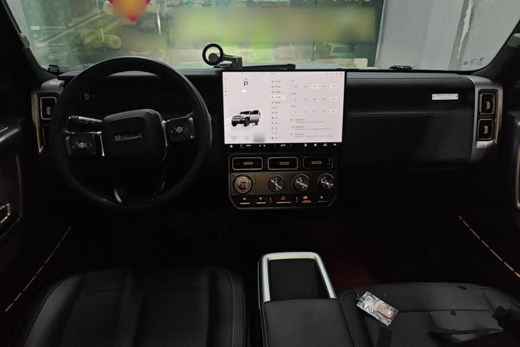 Used iCAR V23 2025 501 Four-Wheel Drive Intelligent Driving Version Center Console