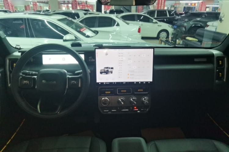 Used iCAR V23 2025 401 Two-Wheel Drive Advanced Edition Center Console