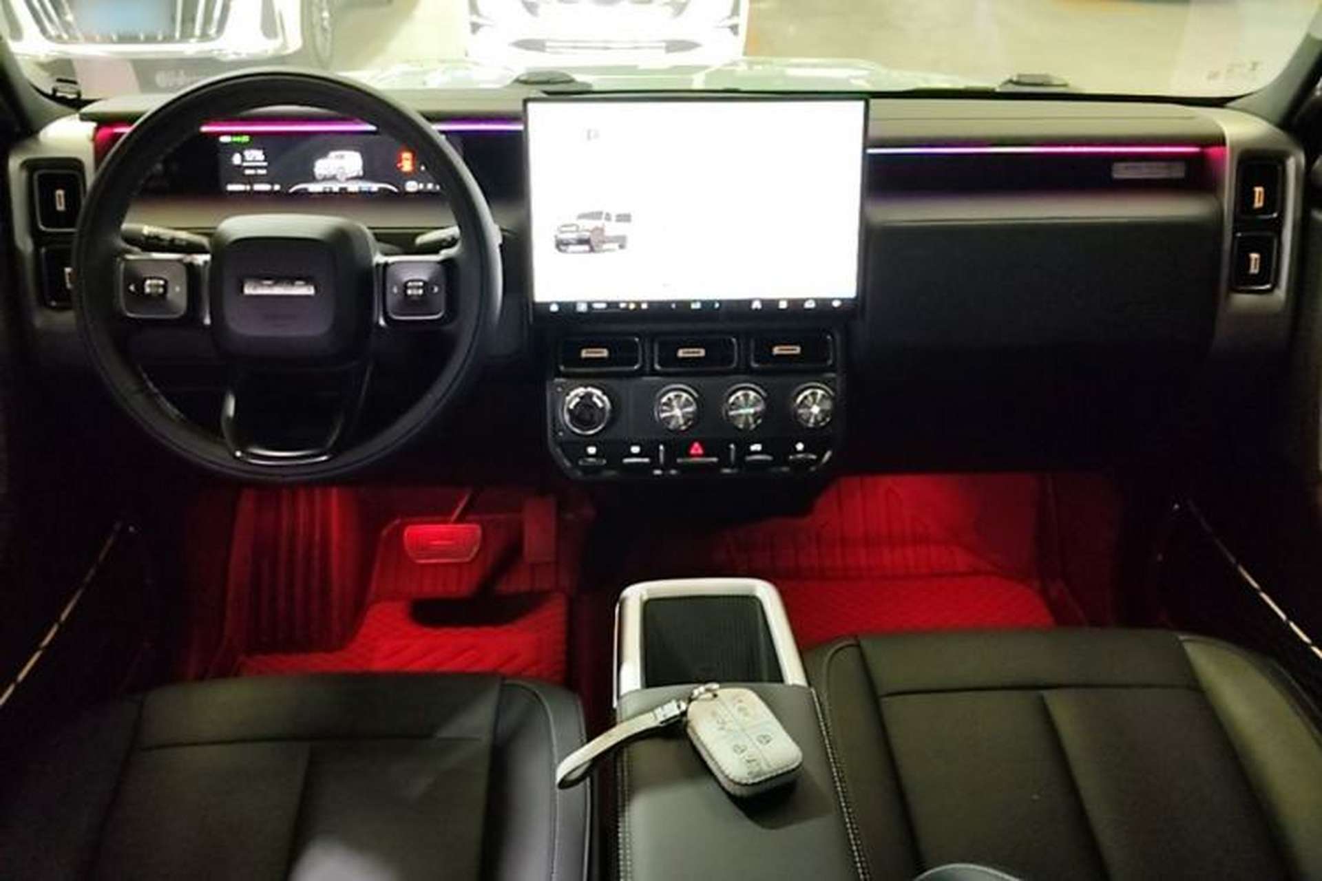 Used iCAR V23 2025 401 Two-Wheel Drive Intelligent Driving Version Center Console