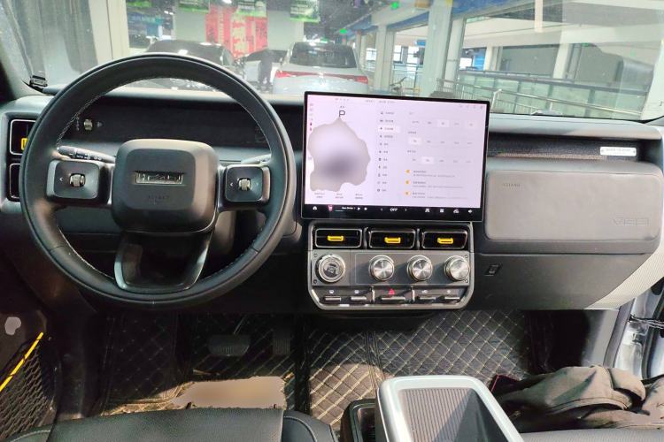 Used iCAR V23 2025 401 Two-Wheel Drive Advanced Edition Center Console