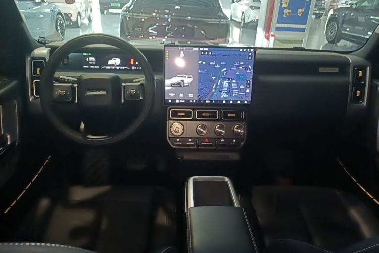 Used iCAR V23 2025 501 Four-Wheel Drive Intelligent Driving Version Center Console