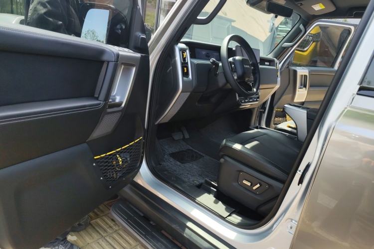 Used iCAR V23 2025 501 Four-Wheel Drive Advanced Version Driver Seat